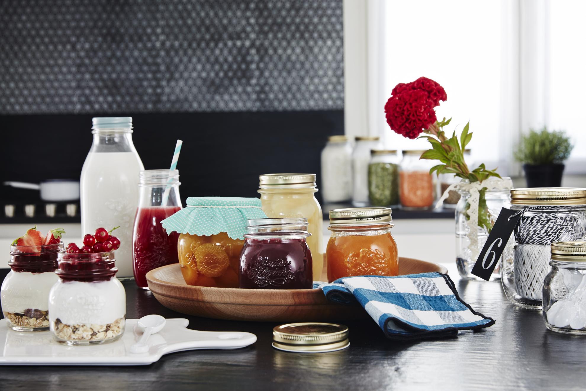 Bormioli Rocco Quatro stagioni キャップジャー　角型 クリア 500ｍｌ [並行輸入品] Bormioli Rocco Quattro Stagioni 1L Glass Storage Jar with Twist