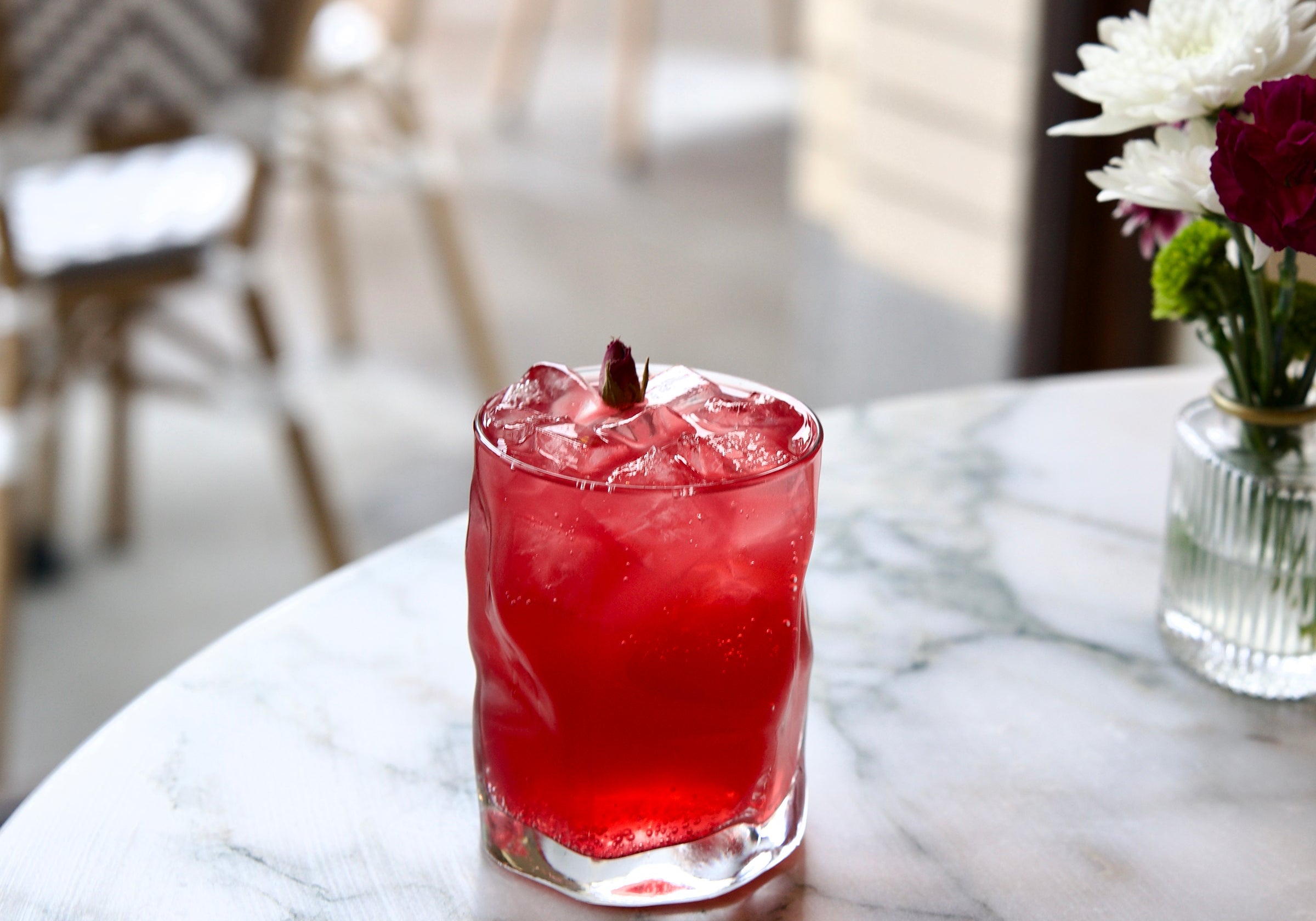 Sorgente Rock with cocktail