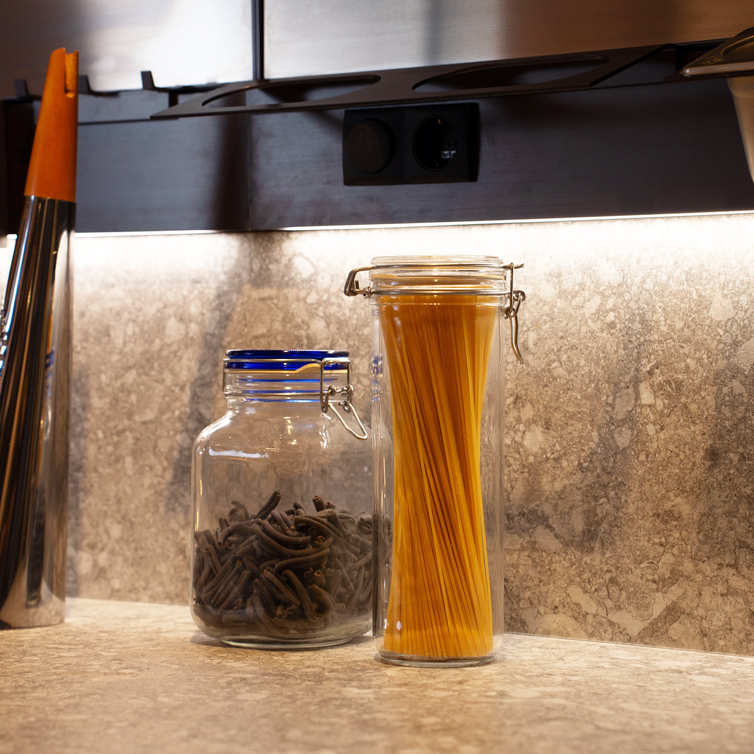 Fido Cylinder 50.75 oz. Spaghetti Jar - Thumbnail 5