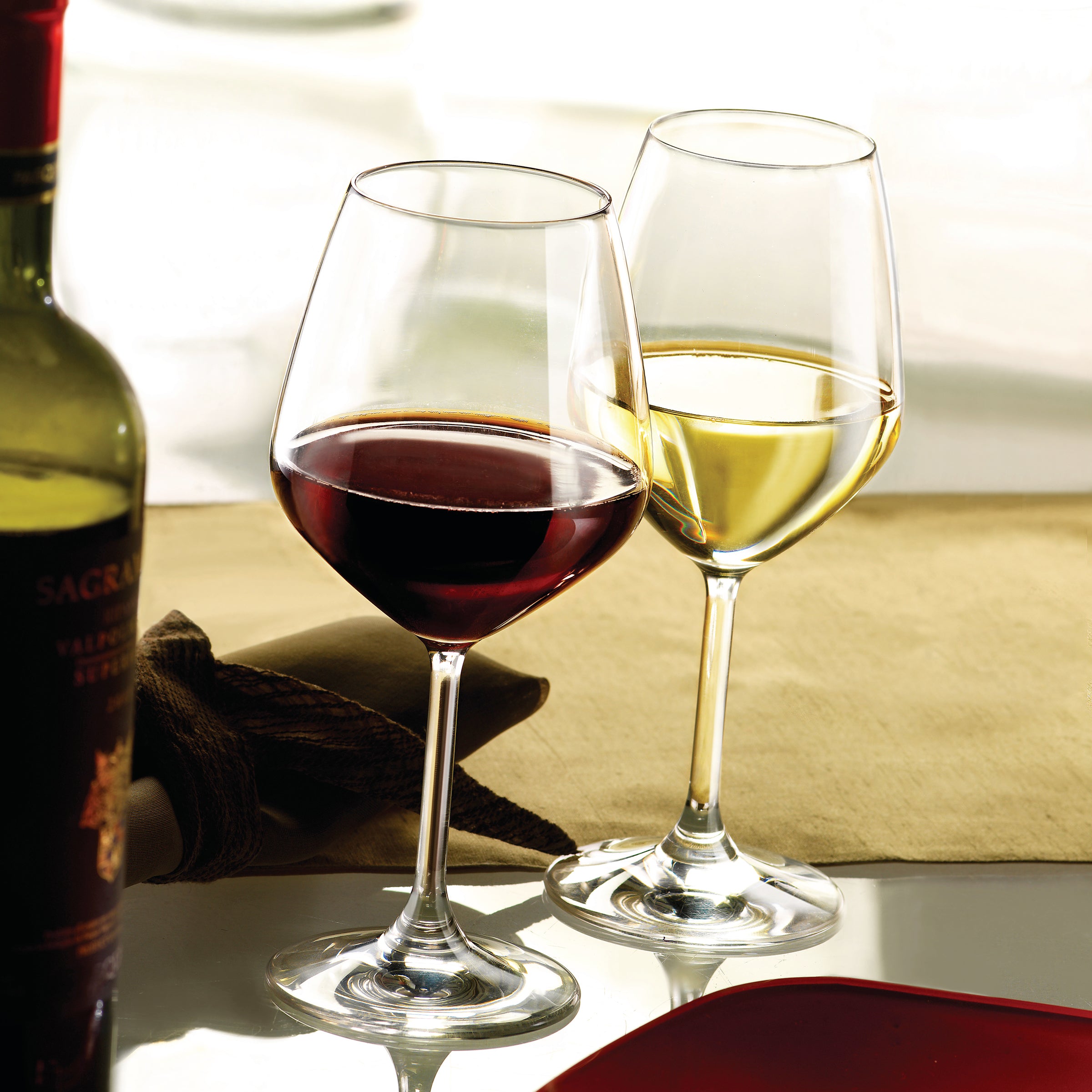 Bormioli Rocco 18 oz Red Wine Glasses, Crystal Clear Star Glass